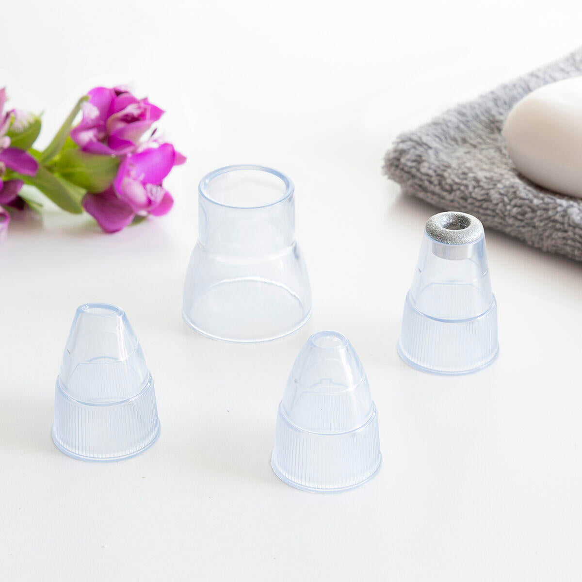 Dispositivo Eléctrico de Limpieza Facial y Eliminación de Puntos Negros Pore·Off de InnovaGoods